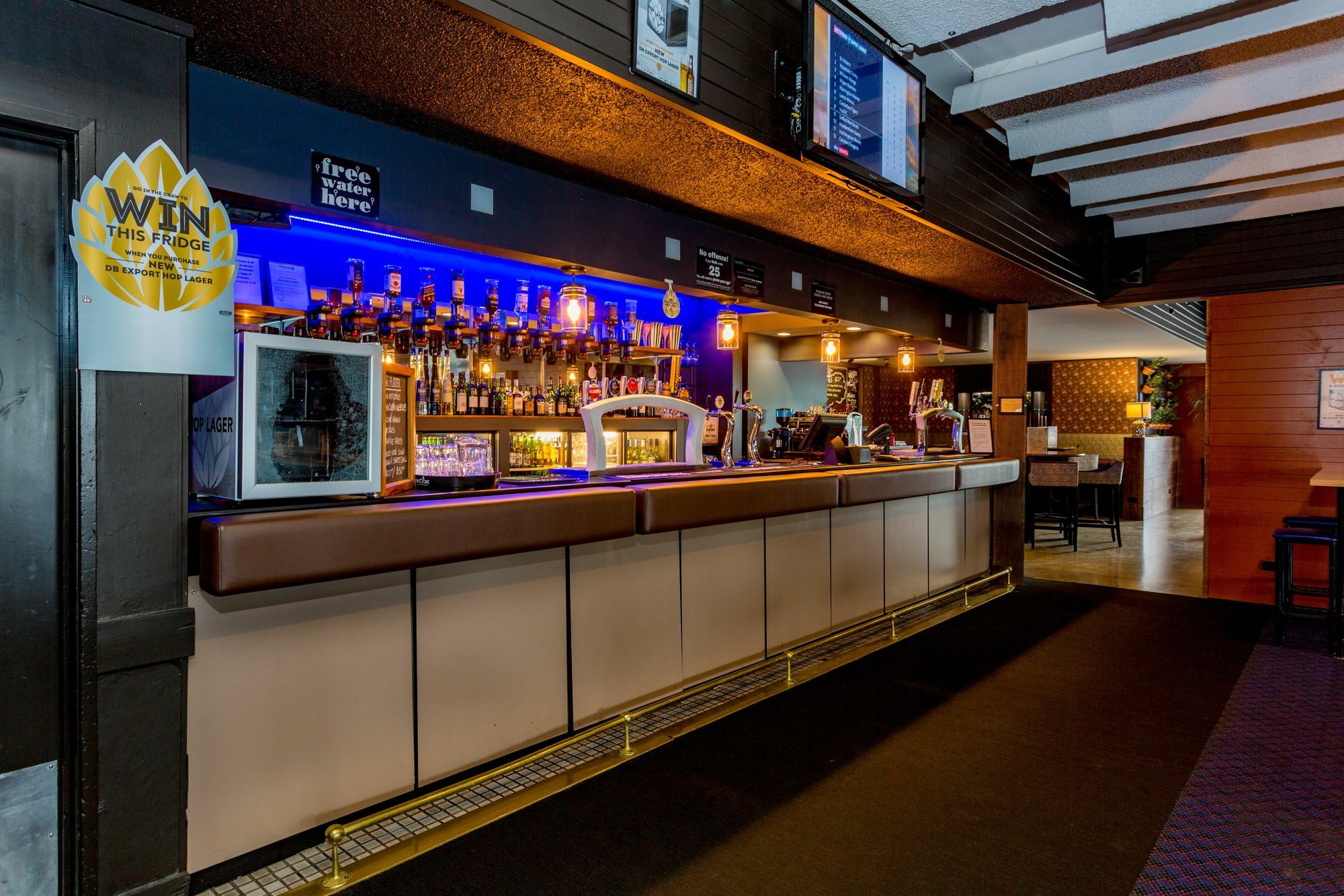 The Redwood Hotel Christchurch Extérieur photo